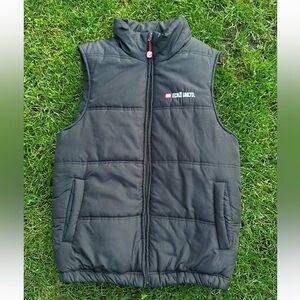 Ecko Unltd Men’s Black Puffer Vest with Logo Detailing & Pockets